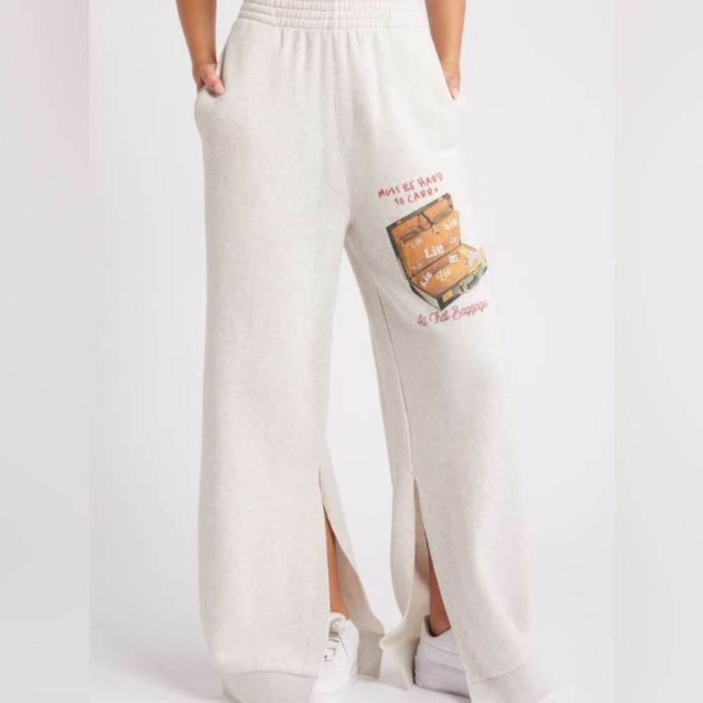 boys lie sweatpants.